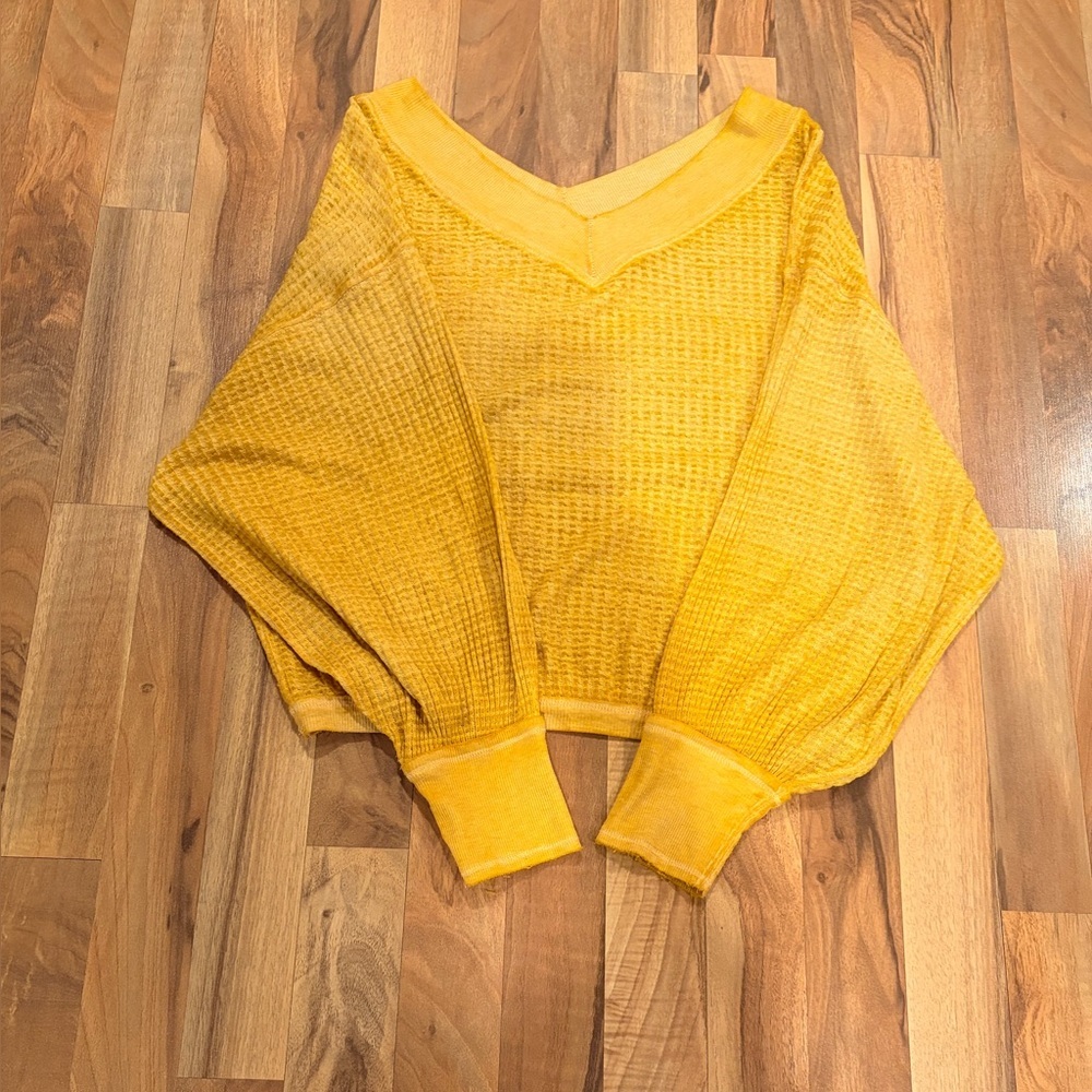 We the Free ! Women's Yellow V-Neck Sweater - Picture 5 of 9
